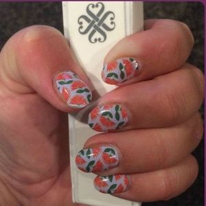 Jamberry Nail Wraps Kiwi Floral